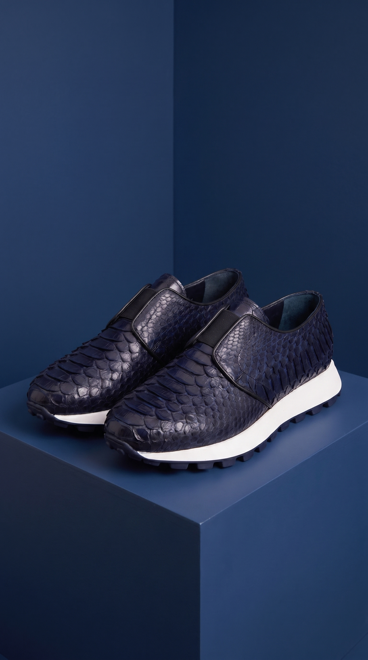 The Obsidian Navy Python Leather Men Sneaker