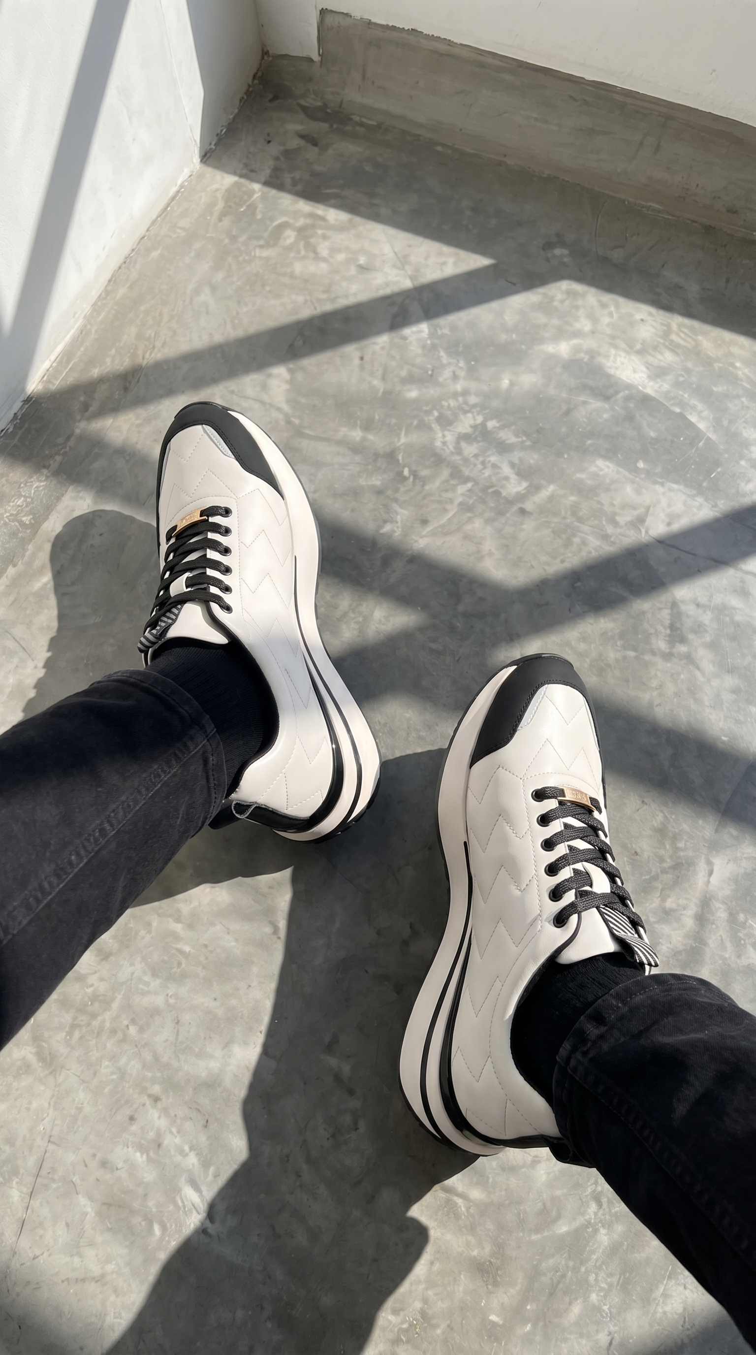 The Veneto White Leather Men Sneaker