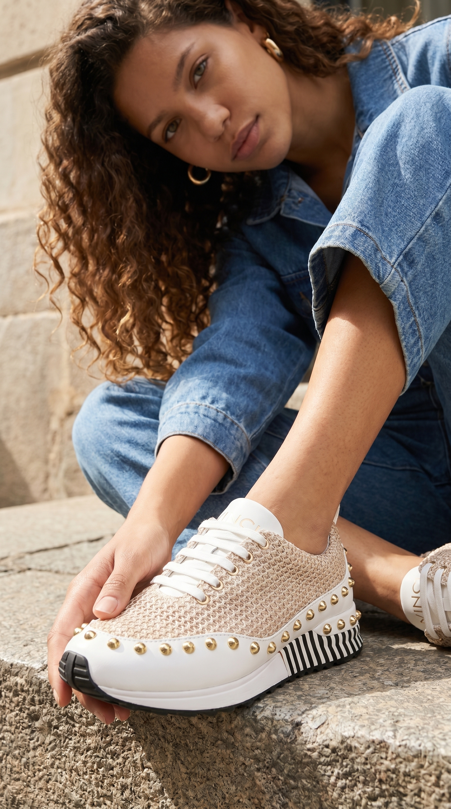 The Aurelia White Gold Woven Leather Women Sneaker