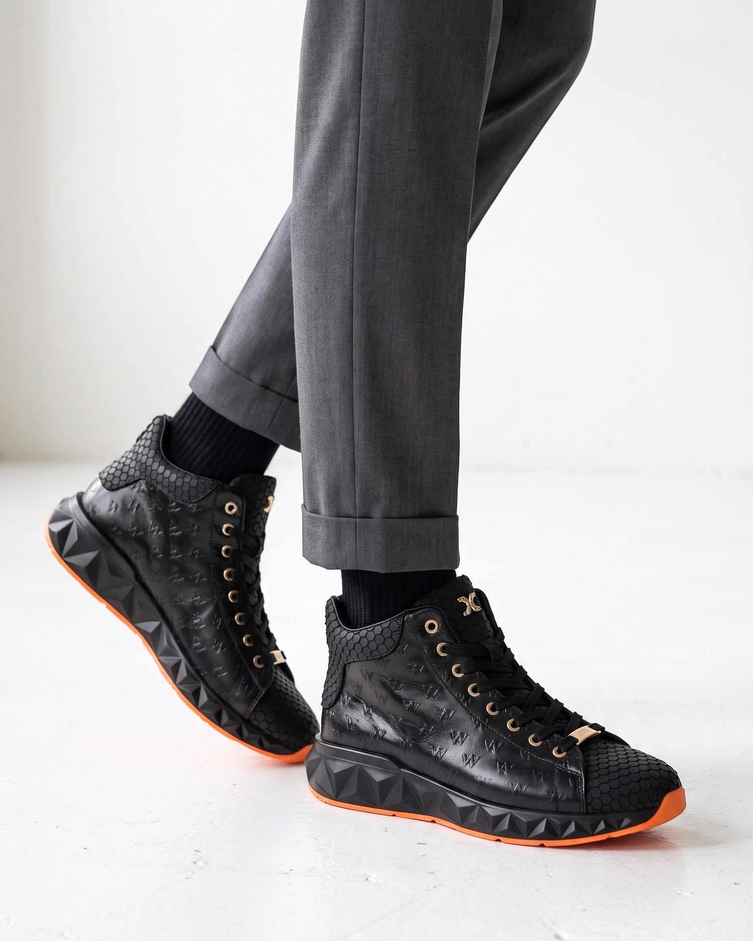 The Caesars Black Leather High-Top Men Sneaker