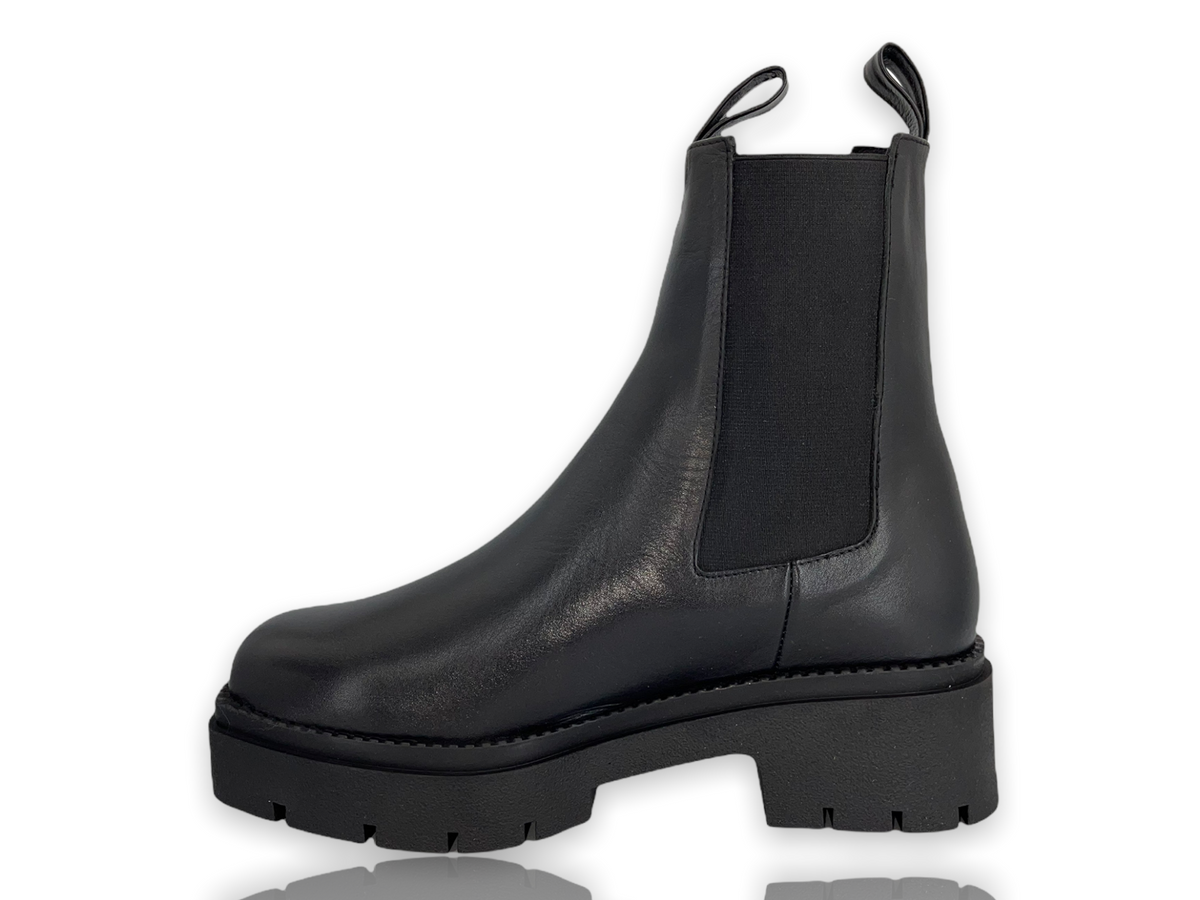 Vinci Leather The Olga Black Leather Boot FINAL SALE! – product view 4