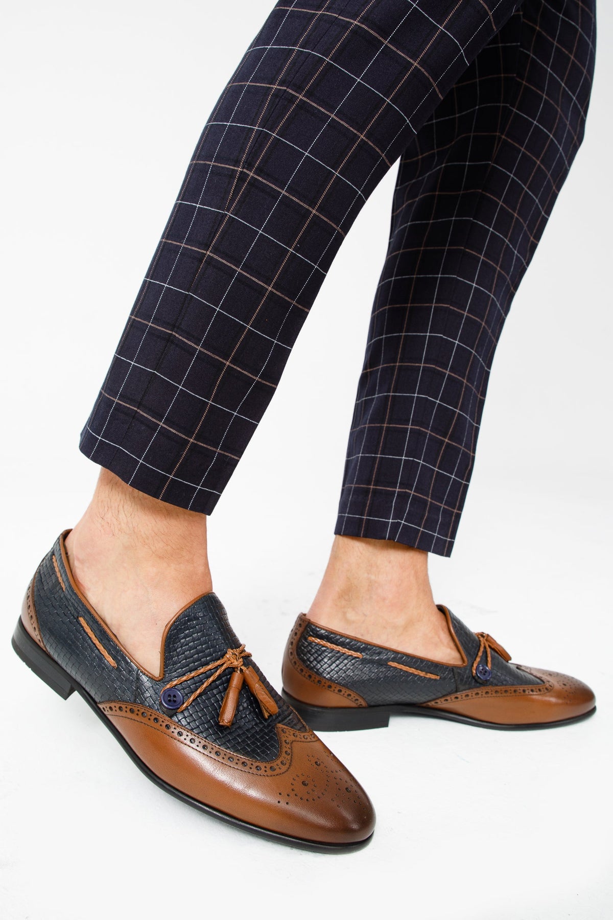 Vinci Leather The Istanbul Tan & Navy Blue Leather Tassel Loafer Men Shoe – product view 2