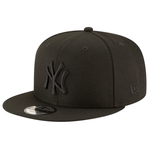 Mitchell & Ness New York Yankees OG Men's Snapback Hat — Black on Black