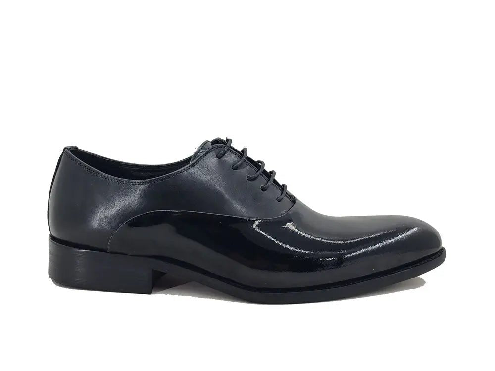 Carrucci Shoes Mix Media Patent Leather Oxford Patent Leather KS479611P