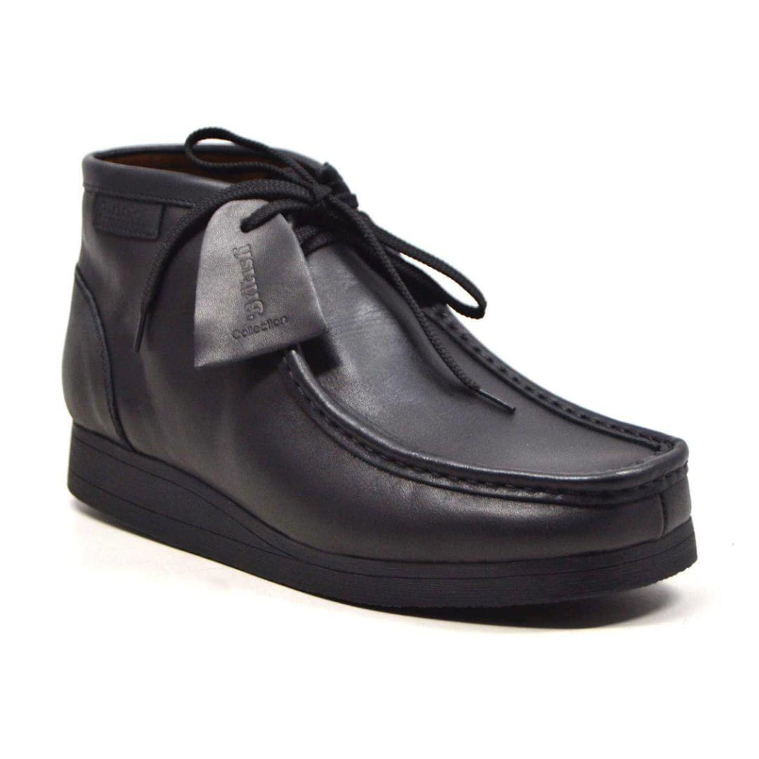 British Walkers New Castle 2 men's Black ankle boots, front three-quarter view