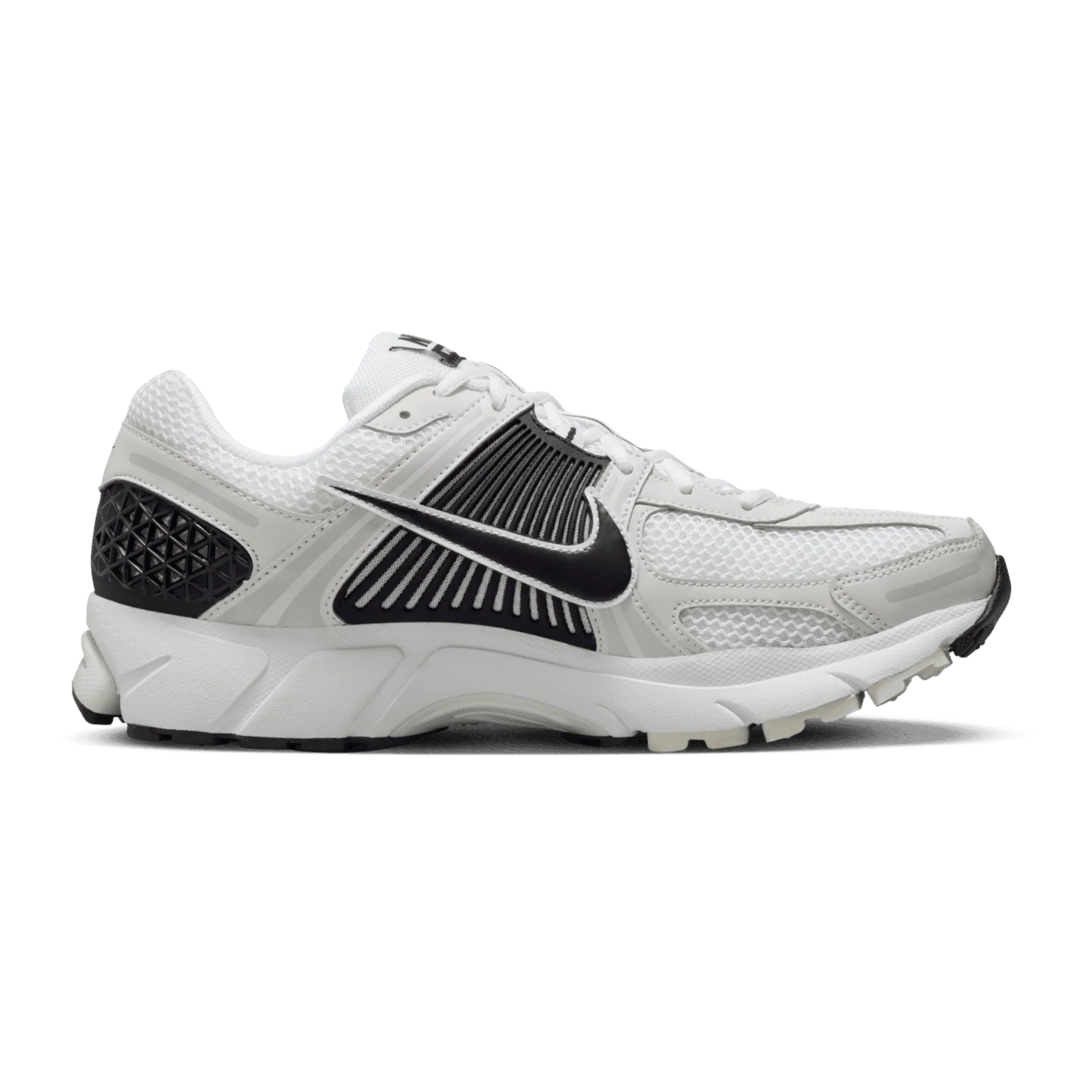 Nike Zoom Vomero 5 Men's Sneakers — White/Black Mesh Low-Top