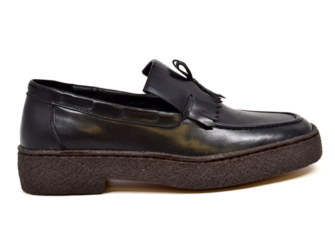 British Walkers Playboy Cruise Men's Black Leather Tassel Slip On Shoes view 3