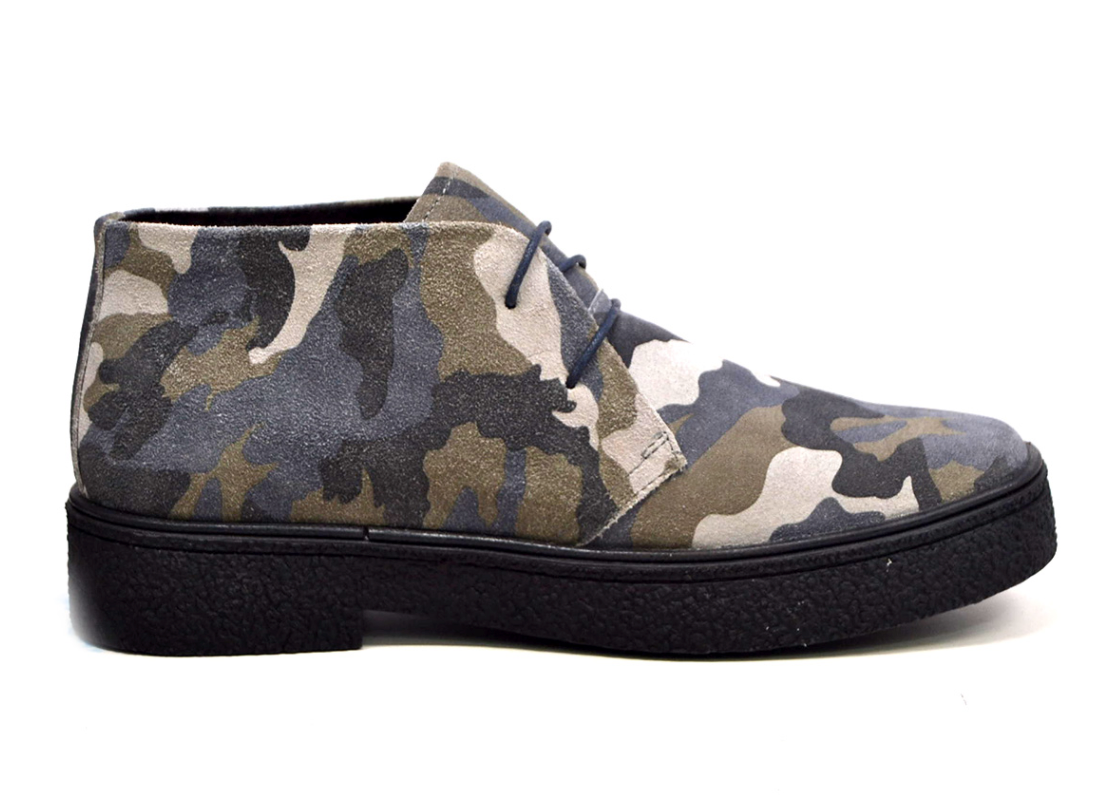 British Walkers Classic Playboy Men's Suede Camouflage Chukka Boots view 6