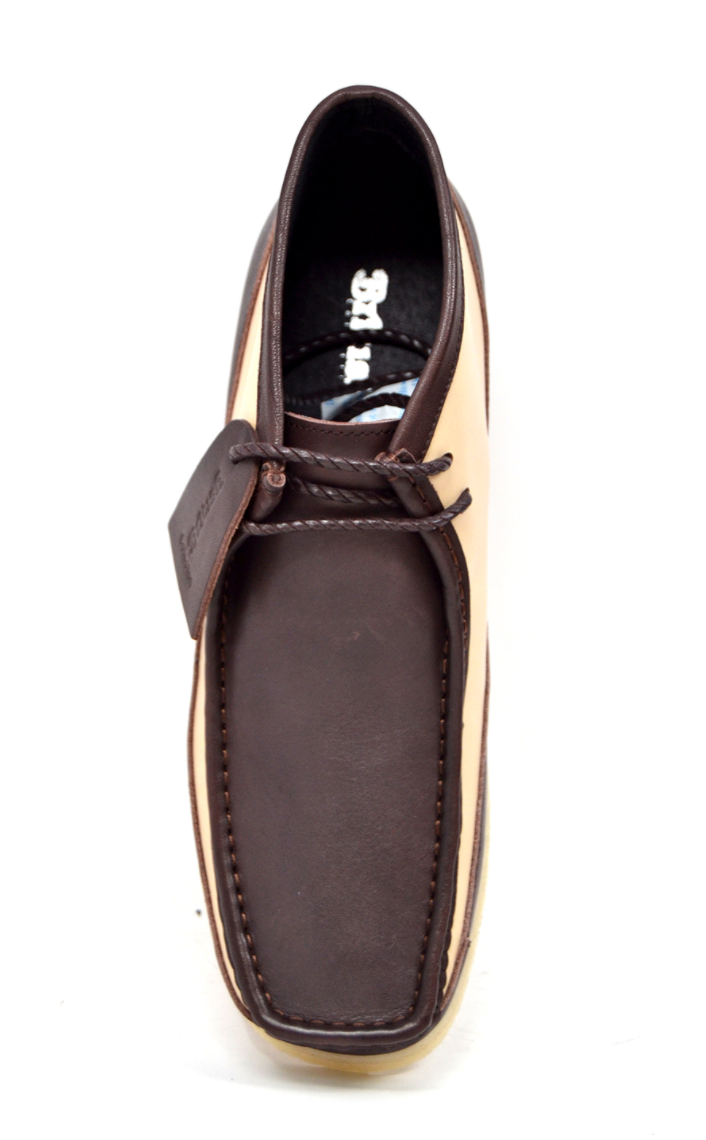 Walker Two Tone Luxurious Two Tone Mens Casual Shoe from the British Collection - Unparalleled Comfort and Style