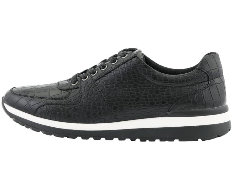 Maverick Black
