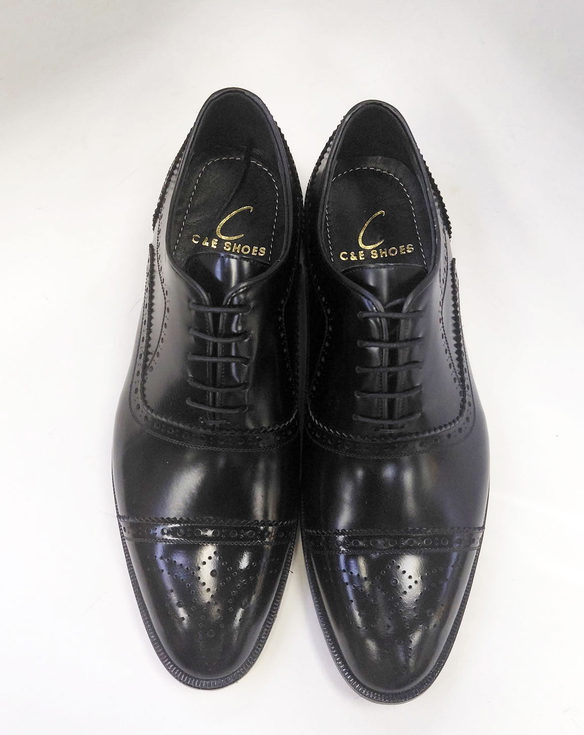 C&E Fashions  C Collection Calfskin Oxford - Black – product view 3