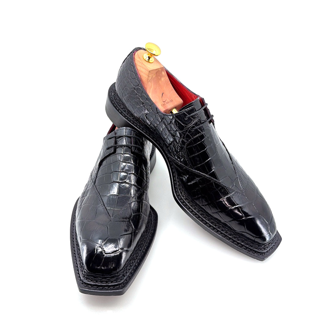 C&E Fashions  Maurice Legend Custom Made Alligator Lace-Up Shoe - Black – product view 4