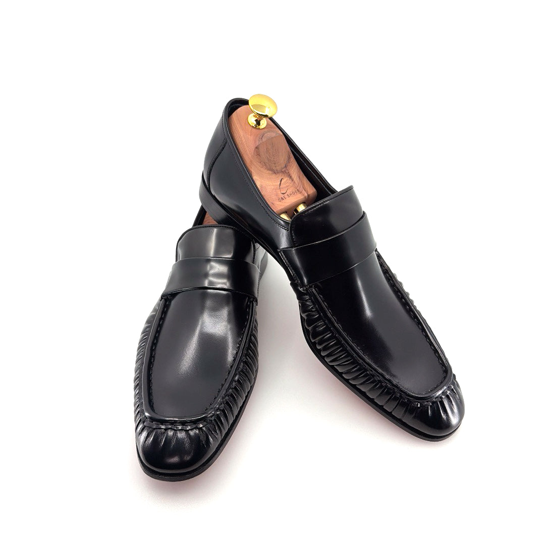 C&E Fashions  C Collection Nappa Leather Loafer - Black – product view 4