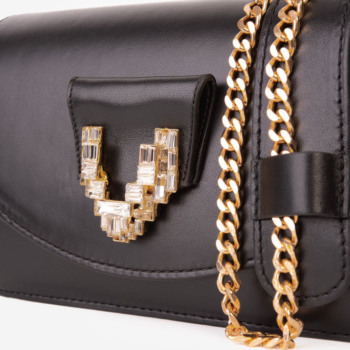 Vinci Leather The Love Black Leather Handbag – product view 4