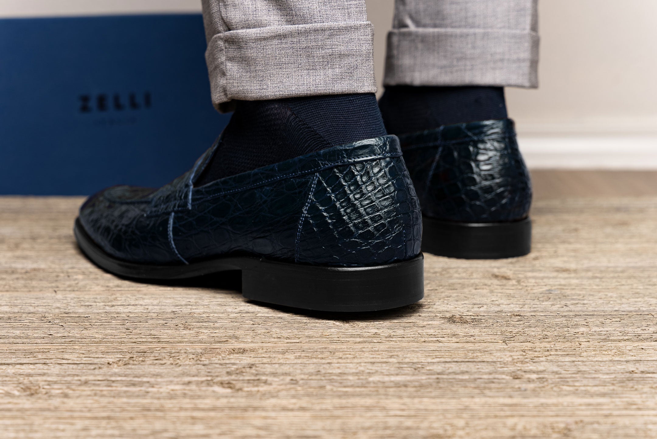 Zelli Italia 11-201-NVY ROMA Crocodile Penny Loafer, Navy View 10