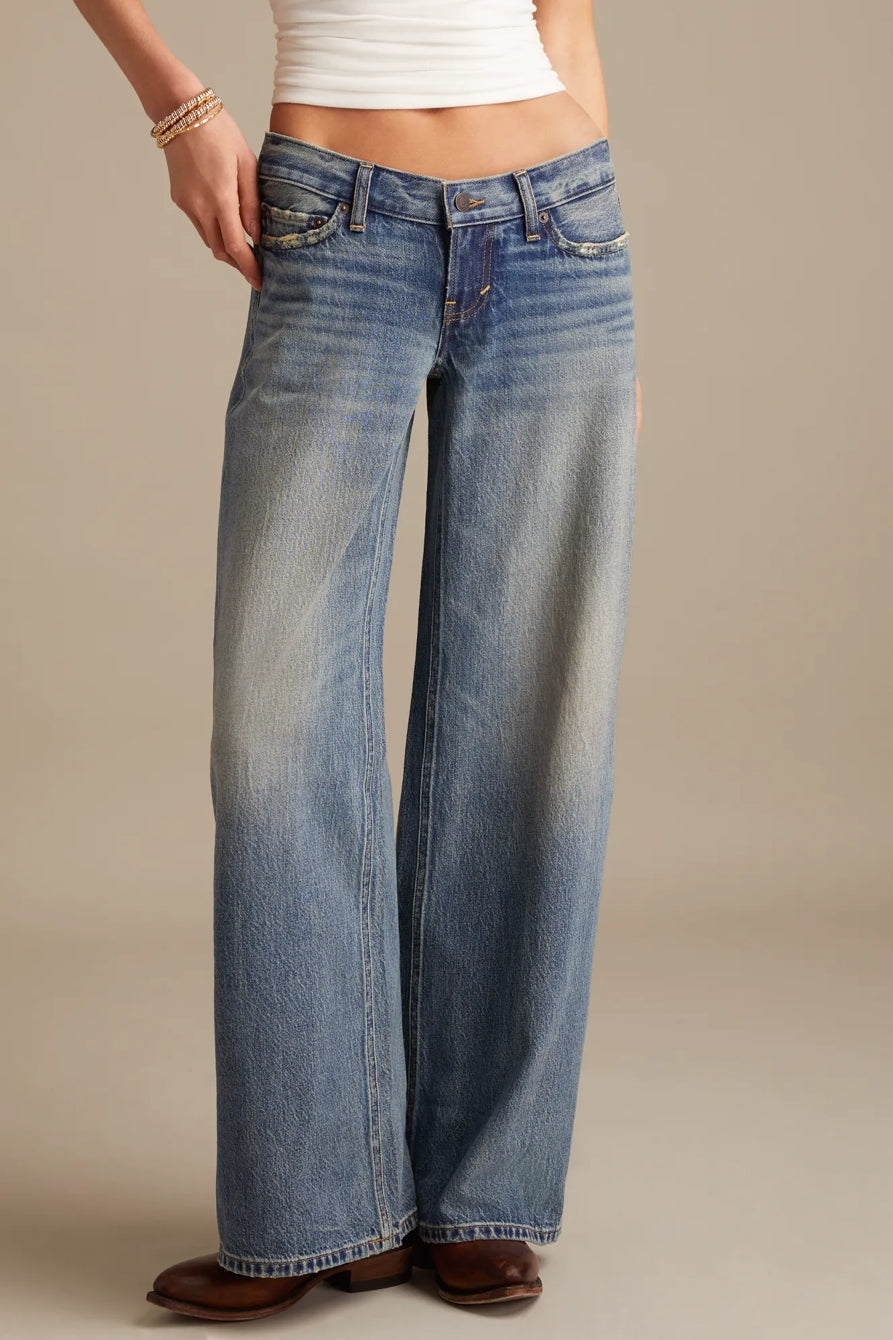 [150926-420] WOMENS LUCKY BRAND SUPER LOW RISE ULTRA WIDE - GET LOW WASH – product view 1