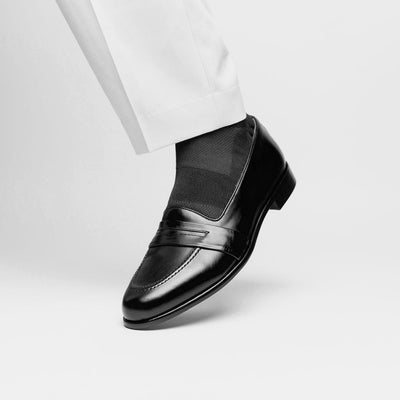Zelli Italia 15-203-BLK SAVANNAH Calfskin Penny Loafer, Black Lifestyle View