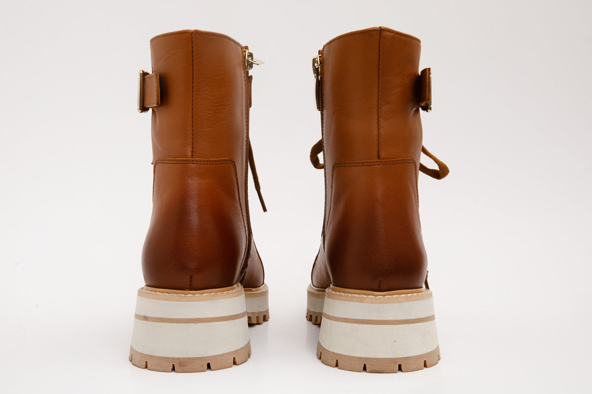 Vinci Leather The Belgrano Tan Leather Lace-Up Ankle Women Boot With a Side Zipper – product view 4
