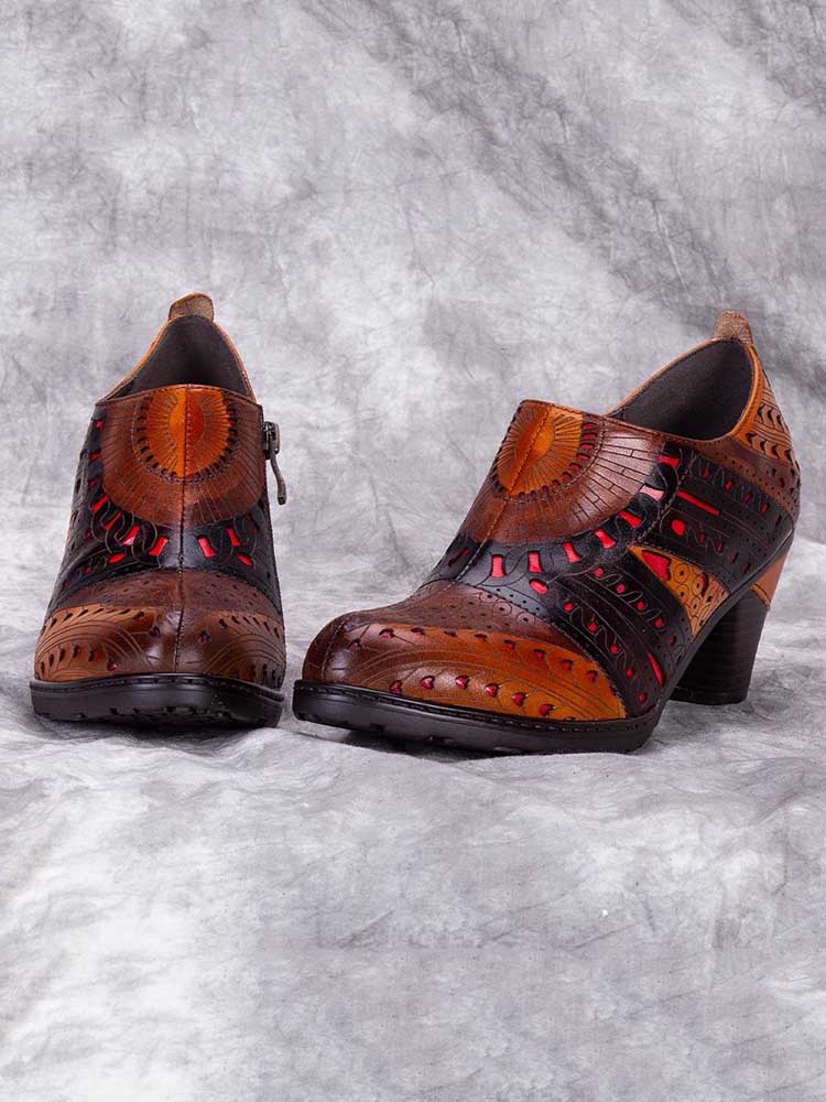 Emmeline Pattern Engraved Leather Shoes – product view 5