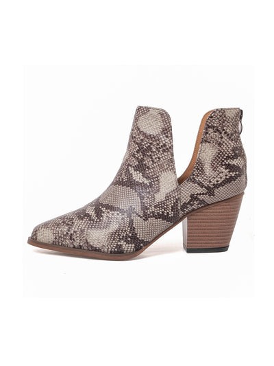 Eira | Brown Snake