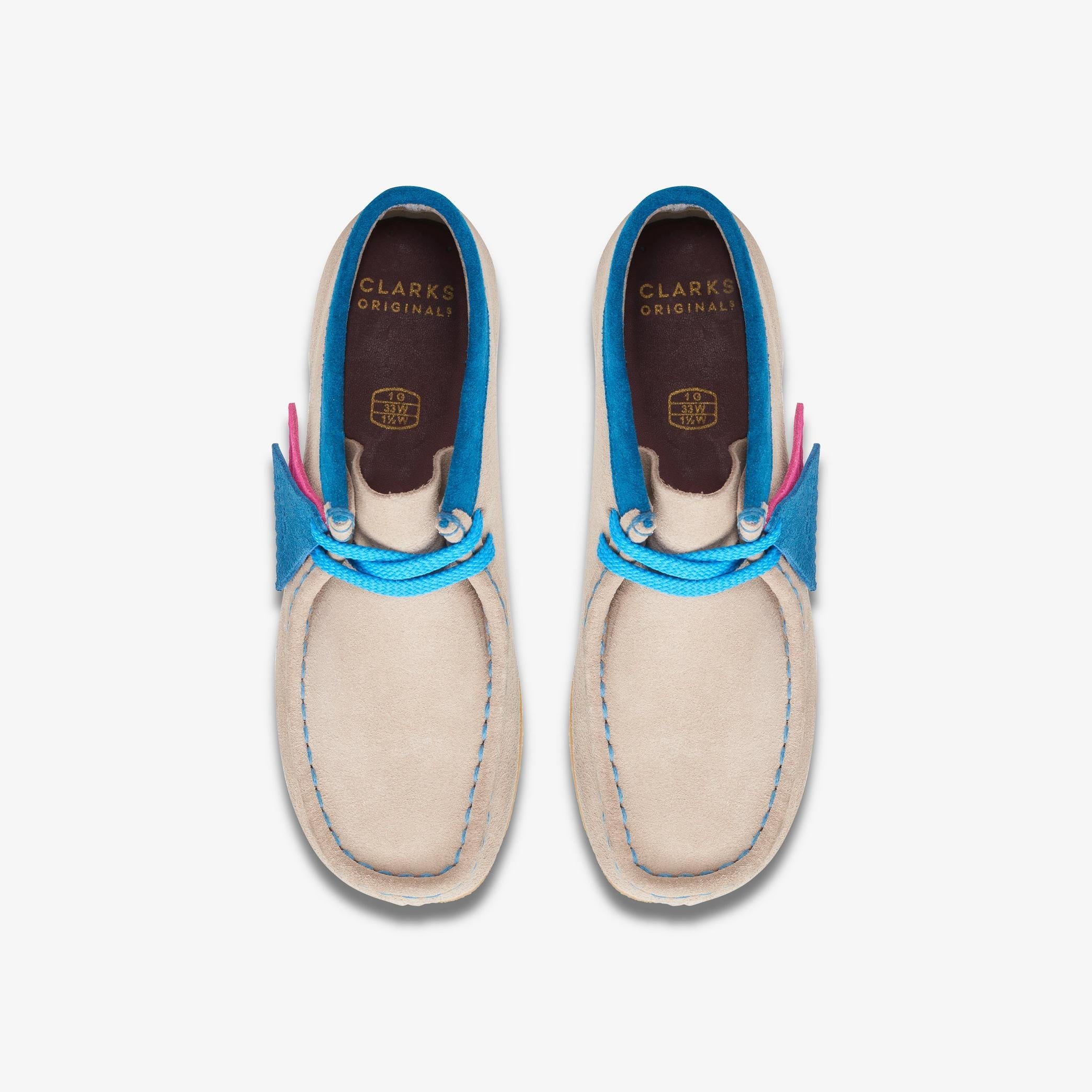 Clarks Originals Wallabee Boot O Wide Width Youth Sand Combi