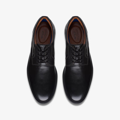Clarks Malwood Lace Men's Black Leather 26168162 — top view