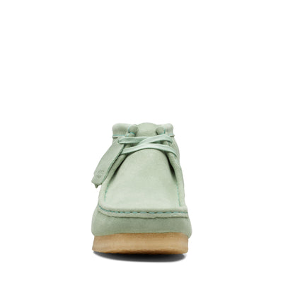 Clarks Originals Wallabee Boot - Green Suede Men's Green Suede 26169732 — rear view