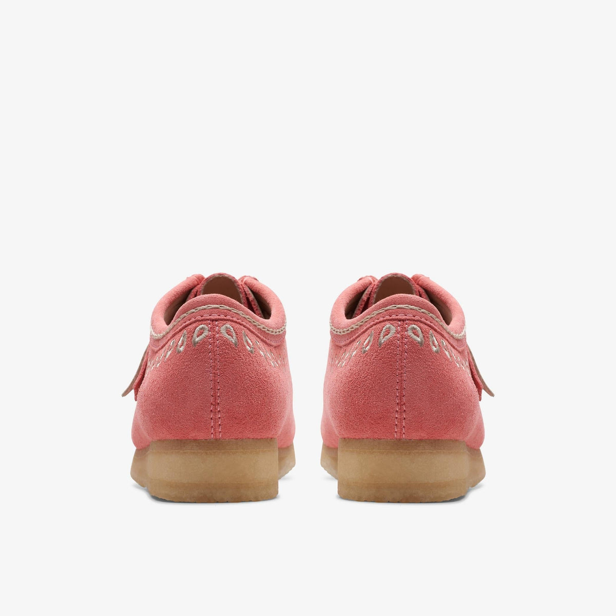 Clarks Originals Wallabee - Pink Embroidery Men's Pink Embroidery 26170539 — detail view