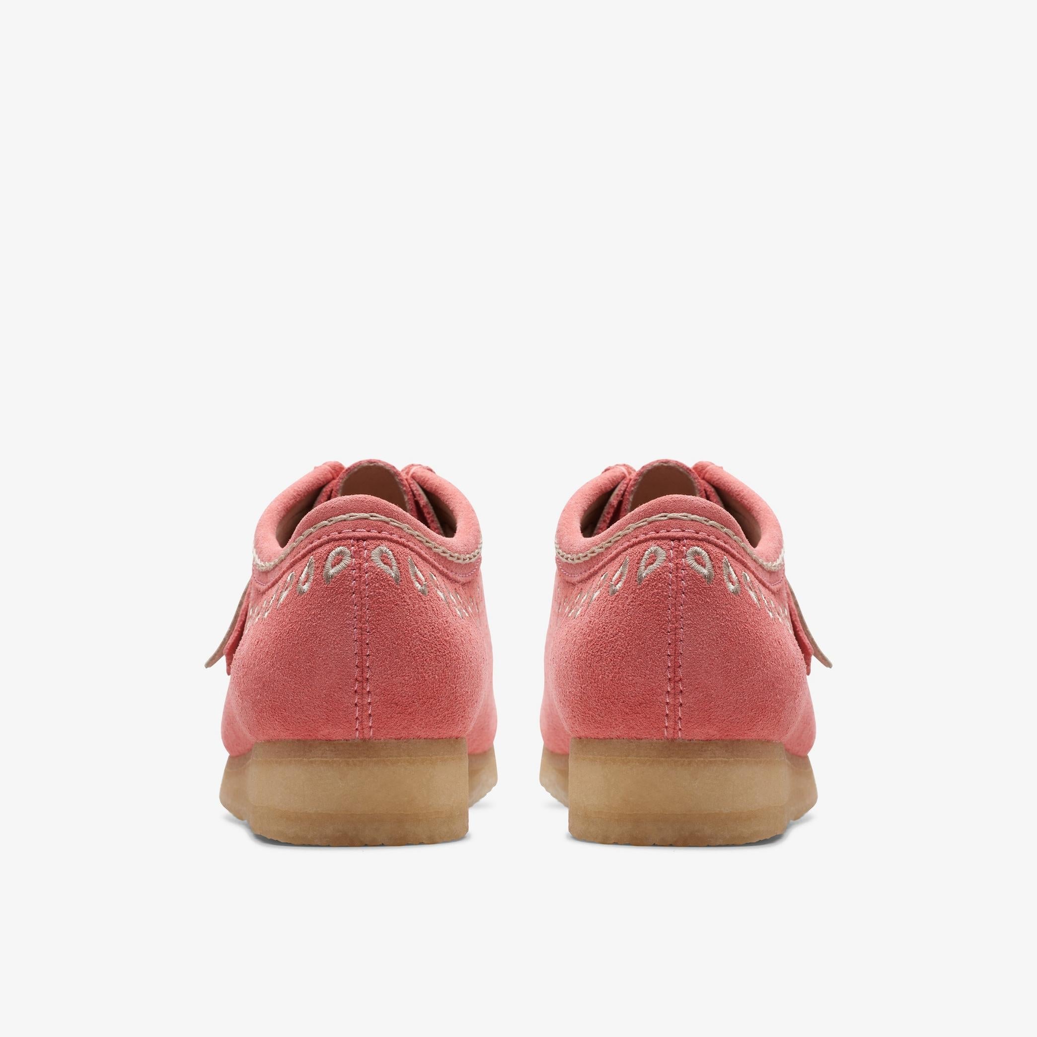 [26170539] Mens CLARKS WALLABEE - PINK EMBROIDERY