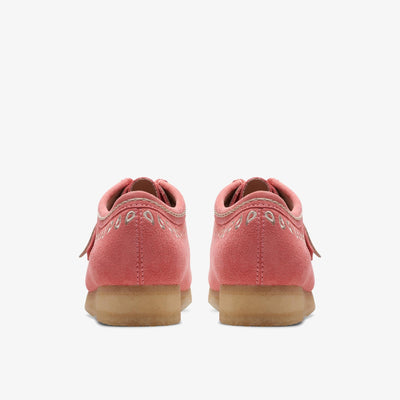 [26170539] Mens CLARKS WALLABEE - PINK EMBROIDERY