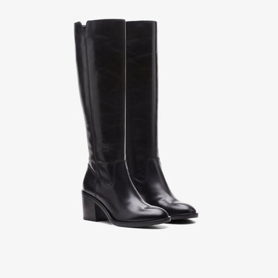 Clarks Valvestino Hi Women's Black Leather 26171831 — sole view