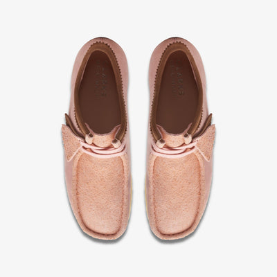 [26171990] Mens CLARKS WALLABEE - PINK COMBI SDE