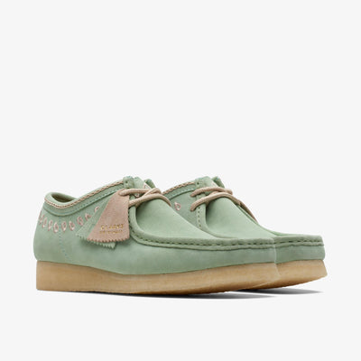 Clarks Originals Wallabee - Green Embroidery Men's Green Embroidery 26172073 — sole view