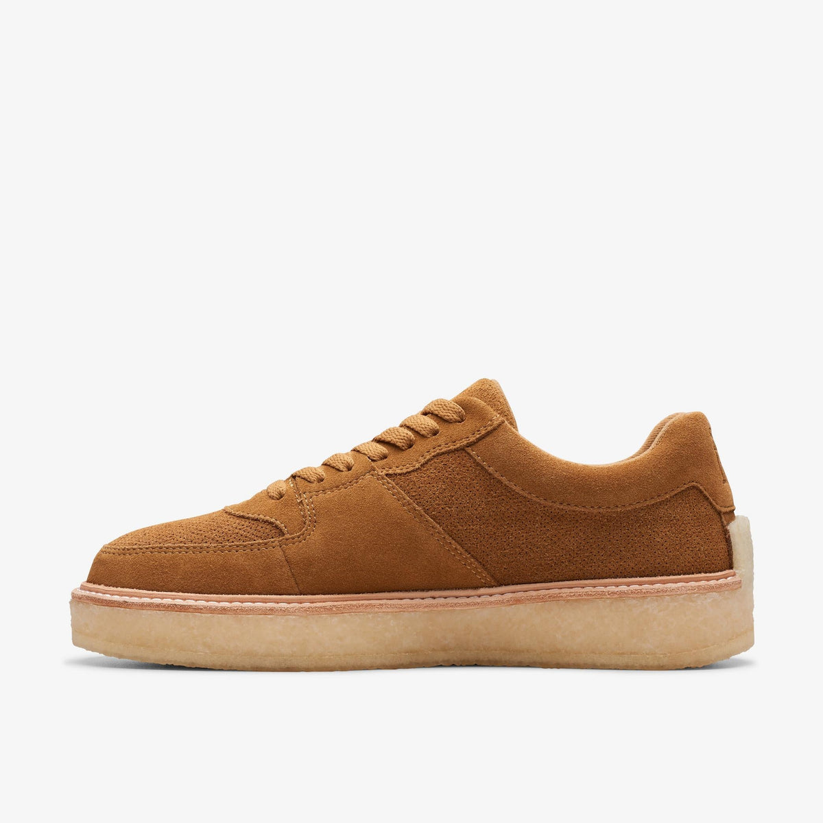 Clarks Sandford - Golden Sand Sde Men's Golden Sand Suede 26173373 — side view