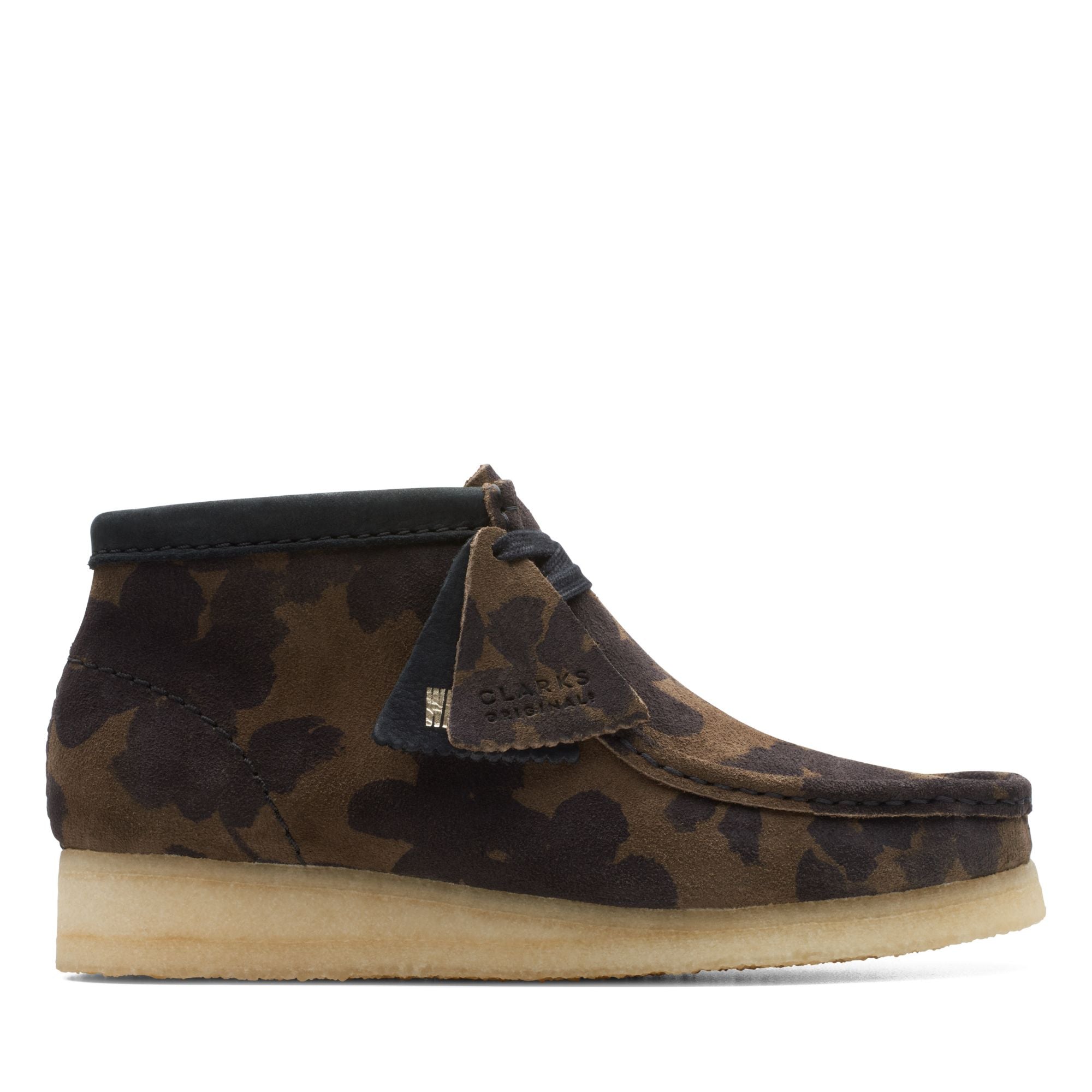 [26174023] WOMENS CLARKS WALLABEE BOOT BLK/KHAKI FLORAL