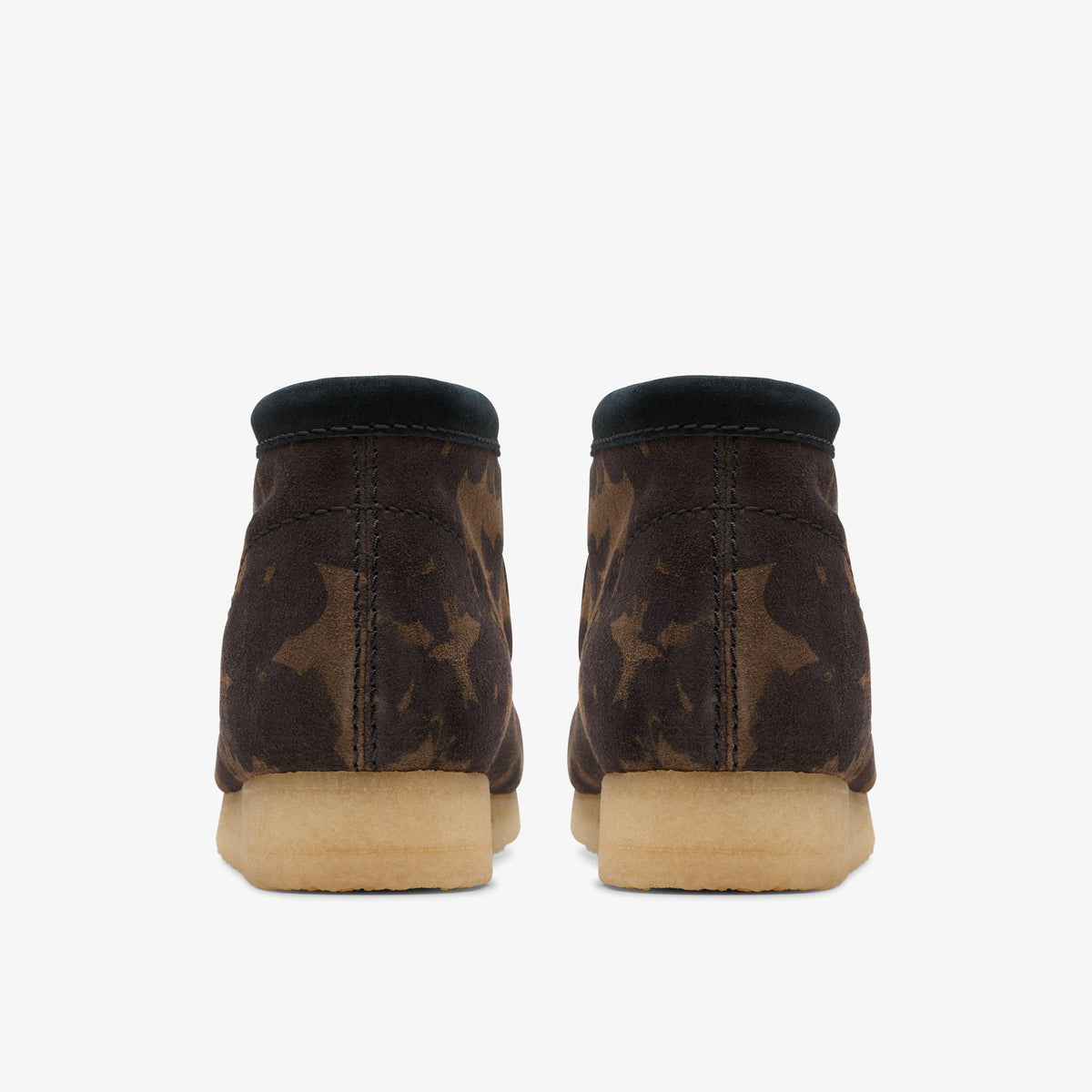 Clarks Originals Wallabee Boot Men's Black/Khaki Floral 26174035 — detail view