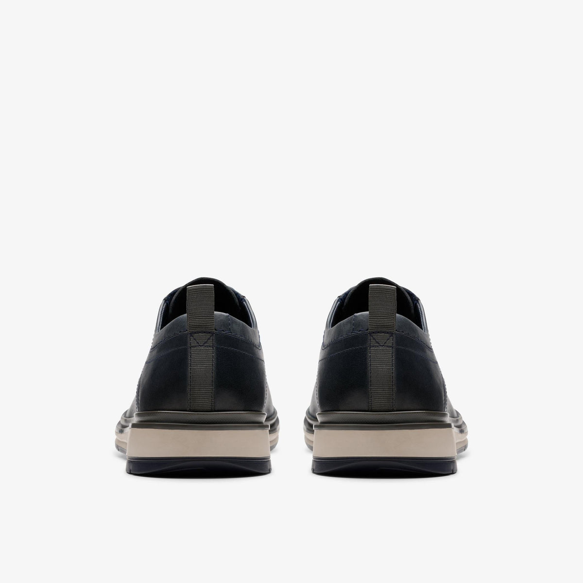 Clarks Chantry Lo Men's Navy Leather 26176100 — detail view
