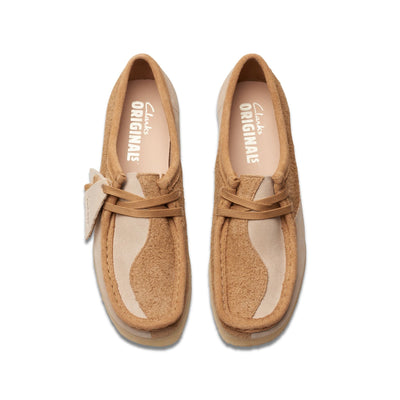 [26176524] WOMENS CLARKS WALLABEE MID TAN COMBI