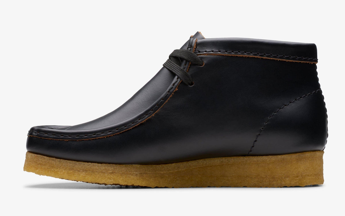 Clarks Originals Wallabee Boot Women's Black Smooth Leather 26177715 — side view