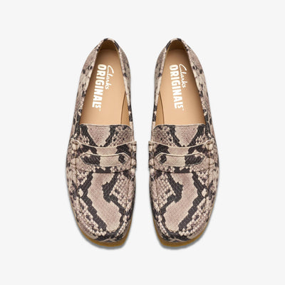 [26178222] WOMENS CLARKS WALLABEE LOAFER