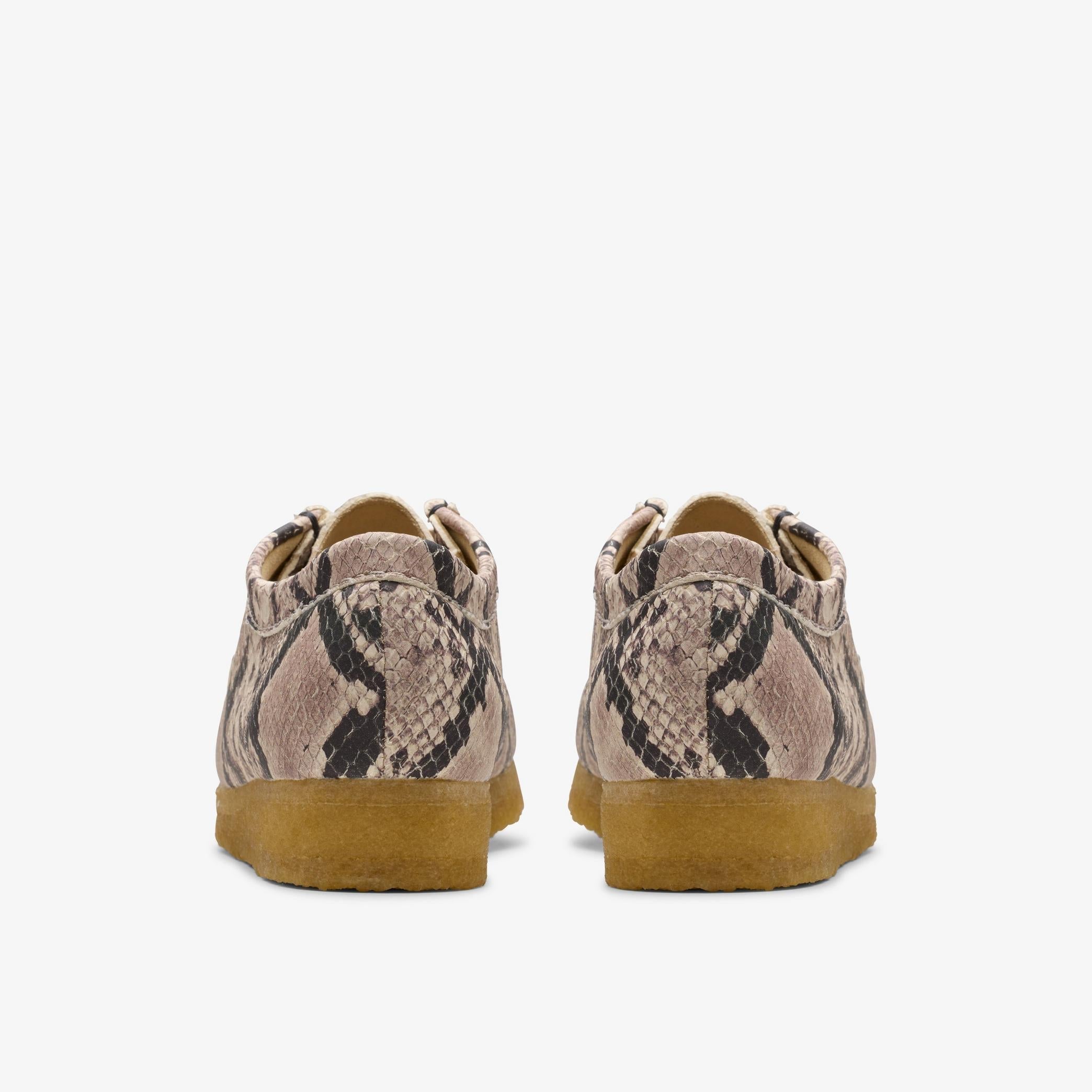 [26179329] WOMENS CLARKS WALLABEE