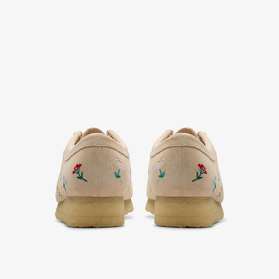 Clarks Originals Wallabee Women's Taupe Embroidery Suede 26180171 — detail view