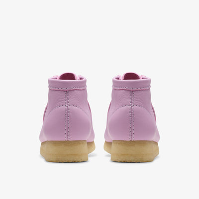 [26180648] WOMENS CLARKS WALLABEE BOOT.
