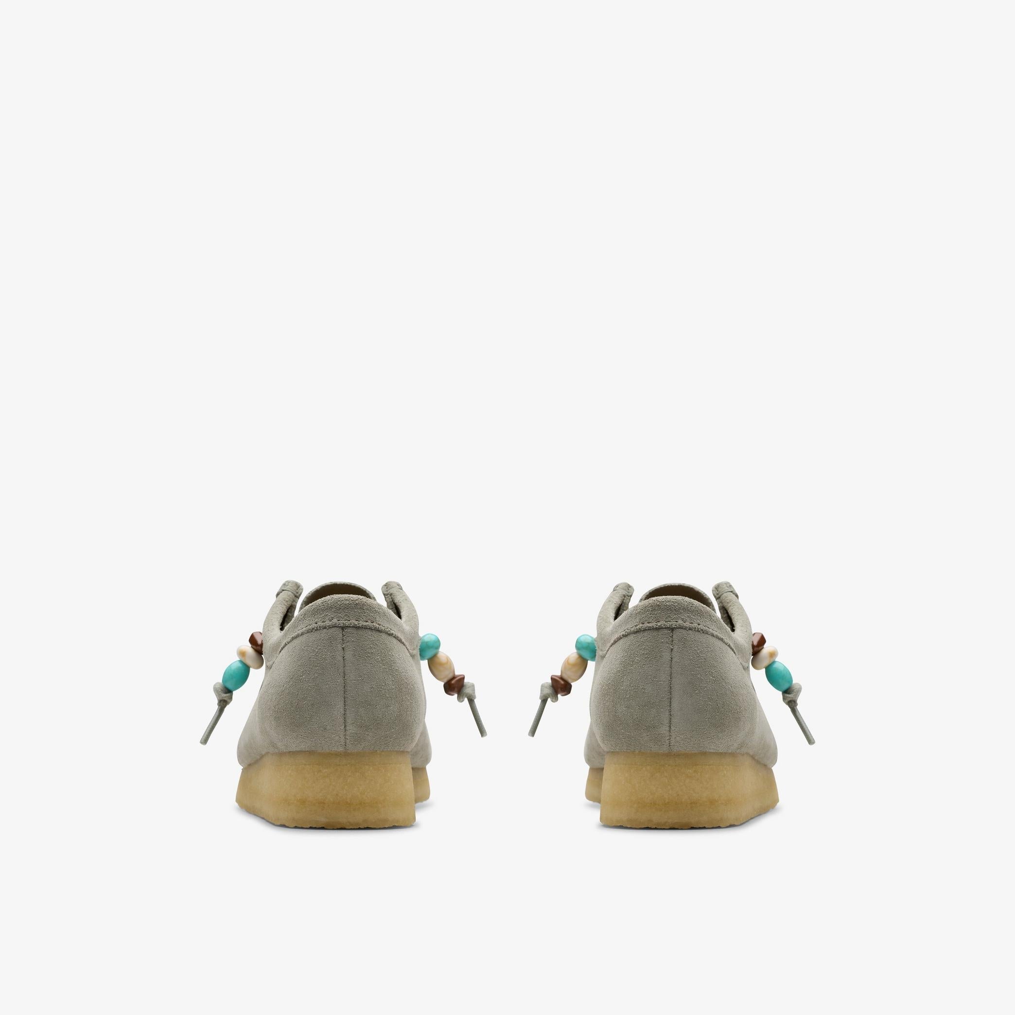 [26180656] WOMENS CLARKS WALLABEE.