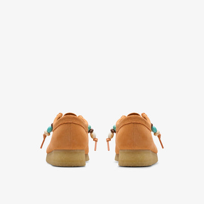 [26180671] WOMENS CLARKS WALLABEE.