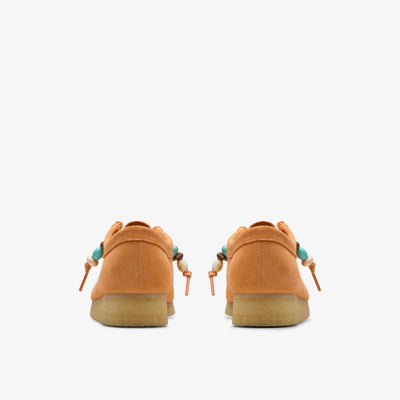 [26180671] WOMENS CLARKS WALLABEE.