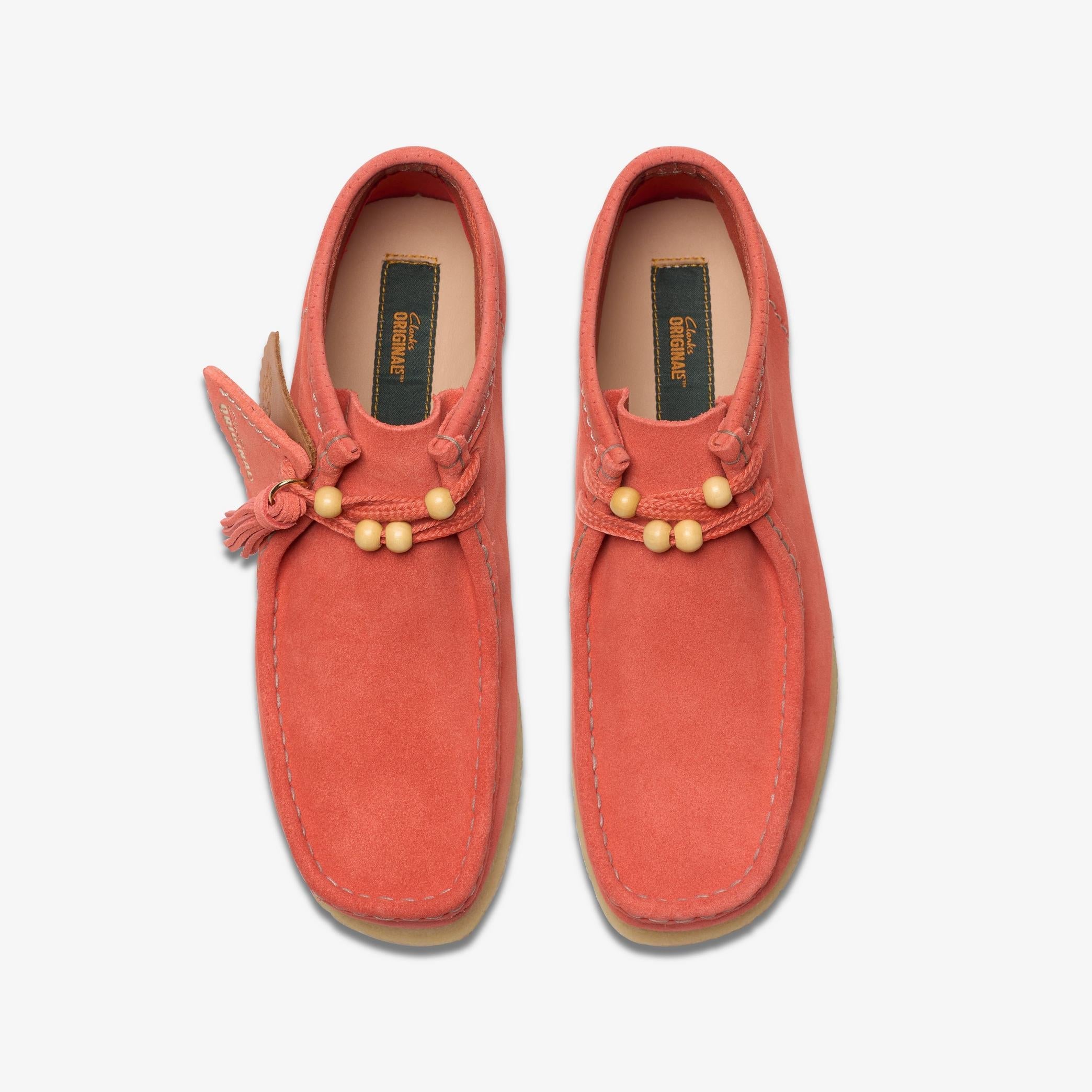 [26181112] WOMENS CLARKS WALLABEE BOOT.