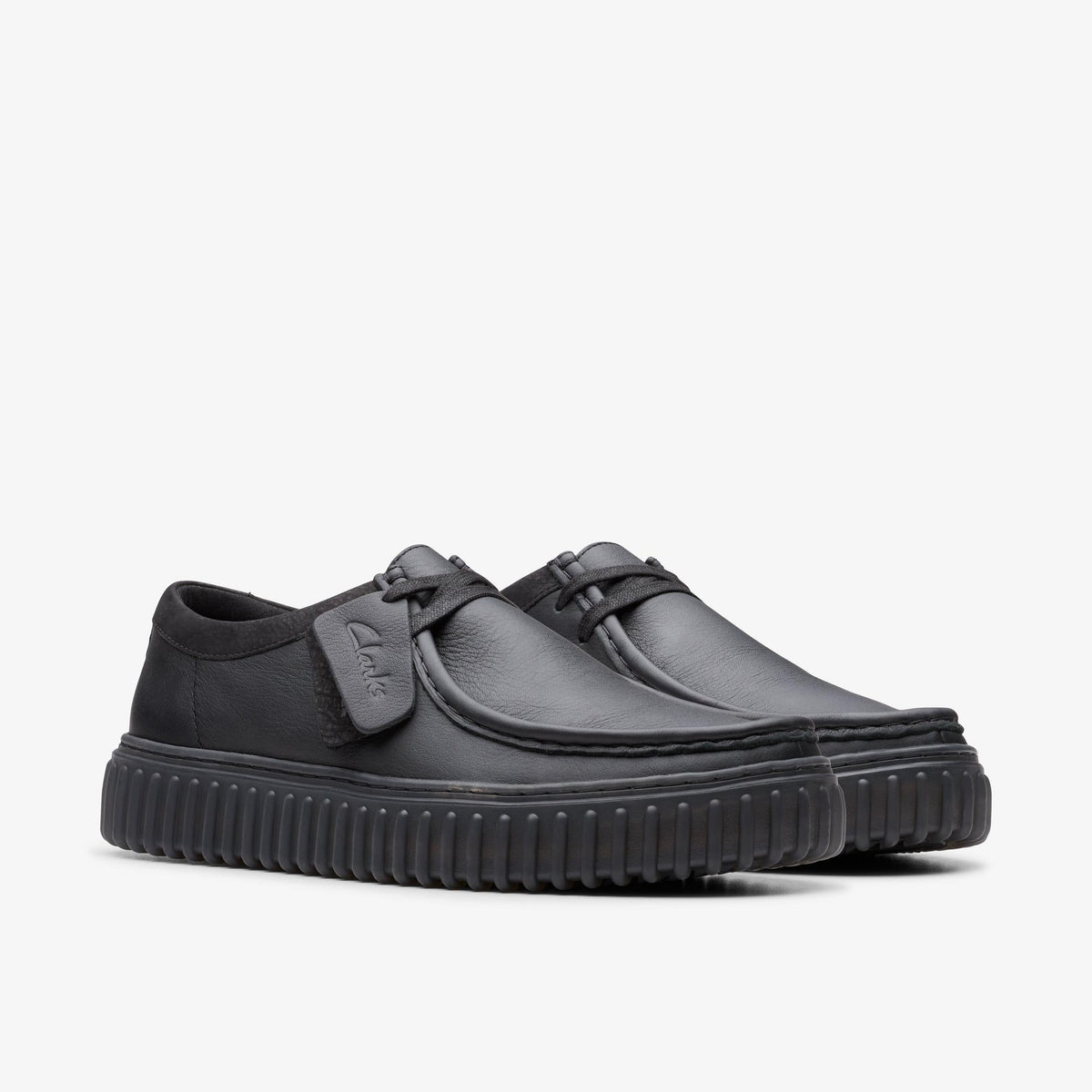 Clarks Torhill Lo Men's Black Leather 26181385 — sole view