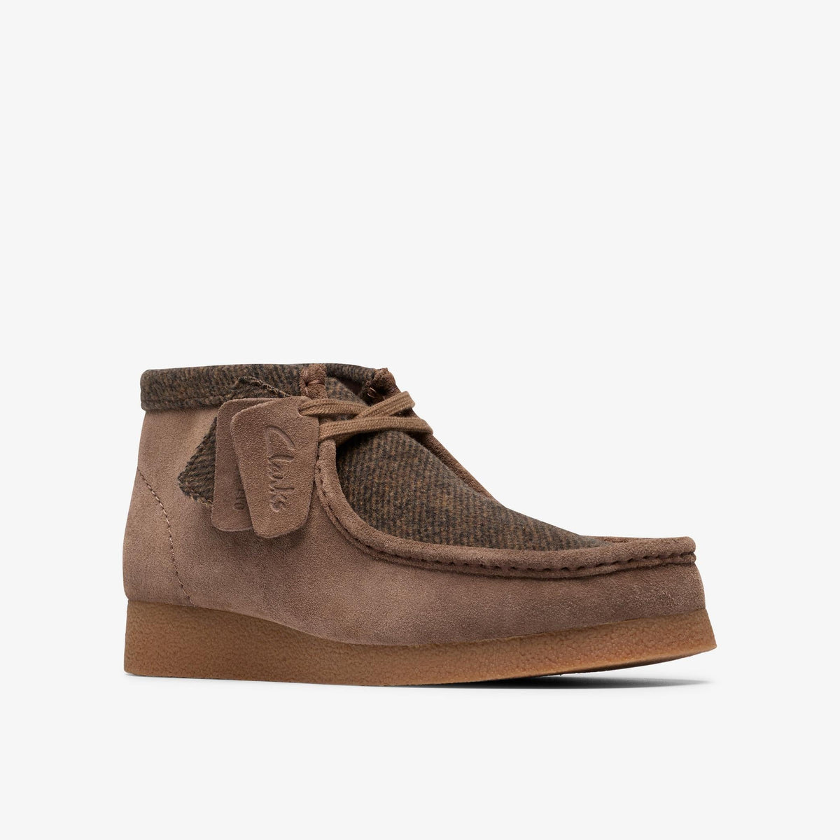 Clarks Originals Wallabee EVO Boot Men's Brown Suede 26183993 — sole view