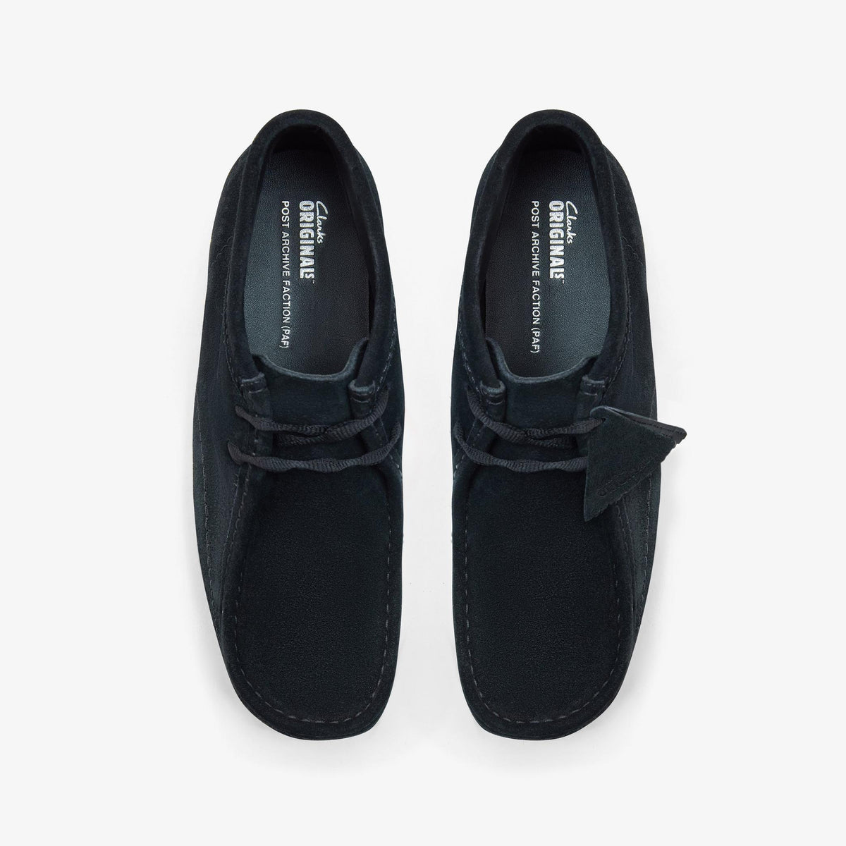 Clarks Originals Wallabee Boot Paf Men's Black Suede 26186609 — top view